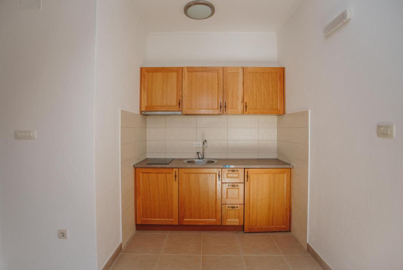 Eco Winery Lipovac Apartments Цетинє Екстер'єр фото
